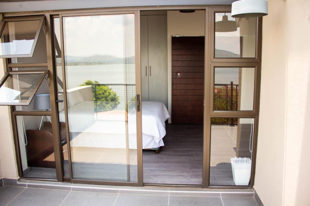 Kosmos, Hartbeespoort Villa Luaran gambar